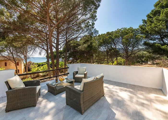 Elegante A 30 M Dalla Bellissima Di Campulongu * Villasimius